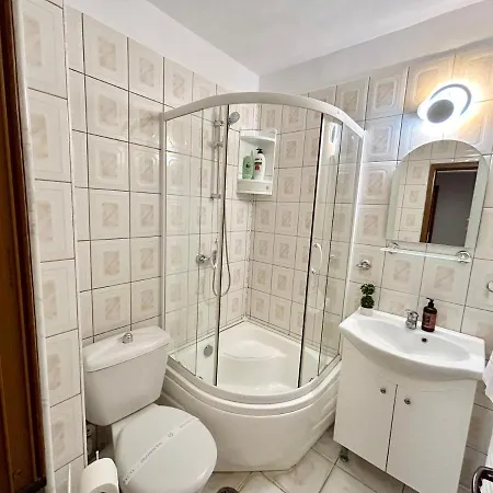 Jad - Confortable 4 Bedroom - Racadau Braşov