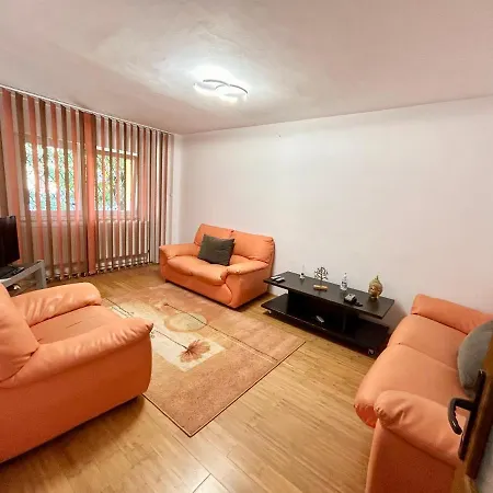 Jad - Confortable 4 Bedroom - Racadau